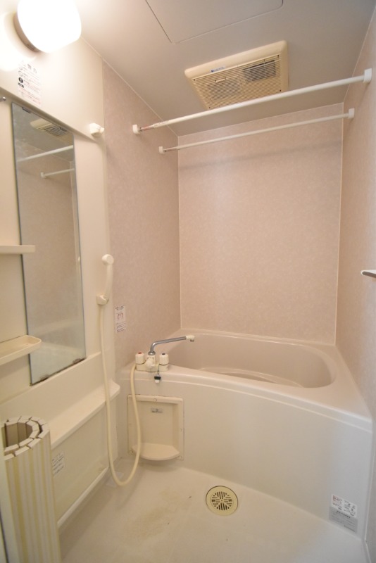 ��ʌ��������܎s��{�捂�@���R���ڂ̃A�p�[�g�̃o�X