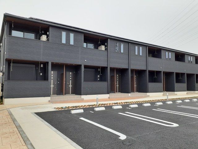 ��ʌ�����s�厚���s�g���̃A�p�[�g�̌����O��