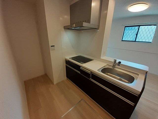 ��ʌ�����s�厚���s�g���̃A�p�[�g�̃L�b�`��