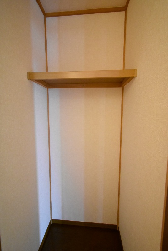 ��ʌ��������܎s����厚���V�n�̃A�p�[�g�̎��[