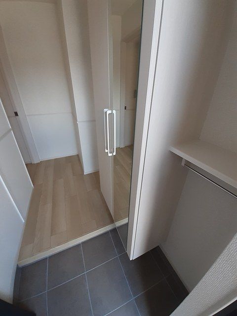 ��ʌ�����s�厚���s�g���̃A�p�[�g�̌���