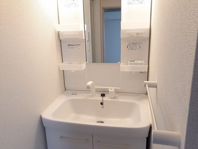 ��ʌ������s�����S���ڂ̃A�p�[�g�̐��ʏ�