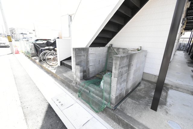 ��ʌ��������܎s�����擌��{�U���ڂ̃A�p�[�g�̂��̑�