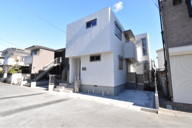 ��ʌ��z�J�s���]���Q����19-30�̃}���V�����̌����O��