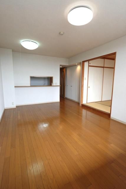 ��ʌ������s���v��̃}���V�����̋��ԁE���r���O