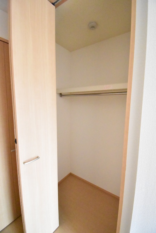 ��ʌ��������܎s�k�擌�听���P���ڂ̃A�p�[�g�̎��[