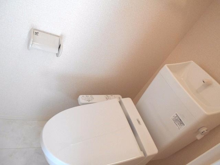 ��ʌ��������܎s�΋�厚�O���̃A�p�[�g�̃g�C��