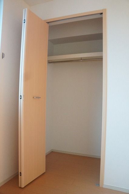 ��ʌ��������܎s���厚�~�����̃A�p�[�g�̎��[