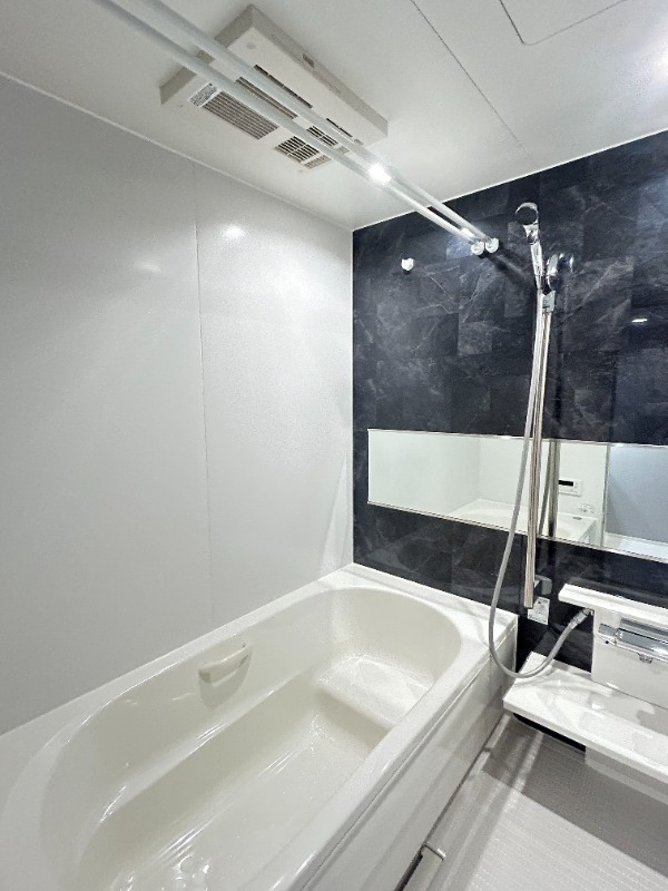 ��ʌ��������܎s�Y�a���ՂP���ڂ̃}���V�����̃o�X