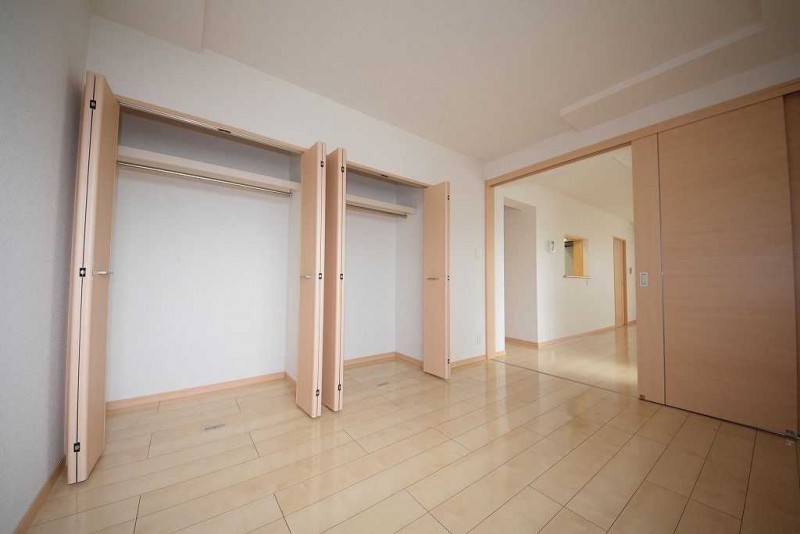 ��ʌ�����s�˒˓��R���ڂ̃}���V�����̎��[