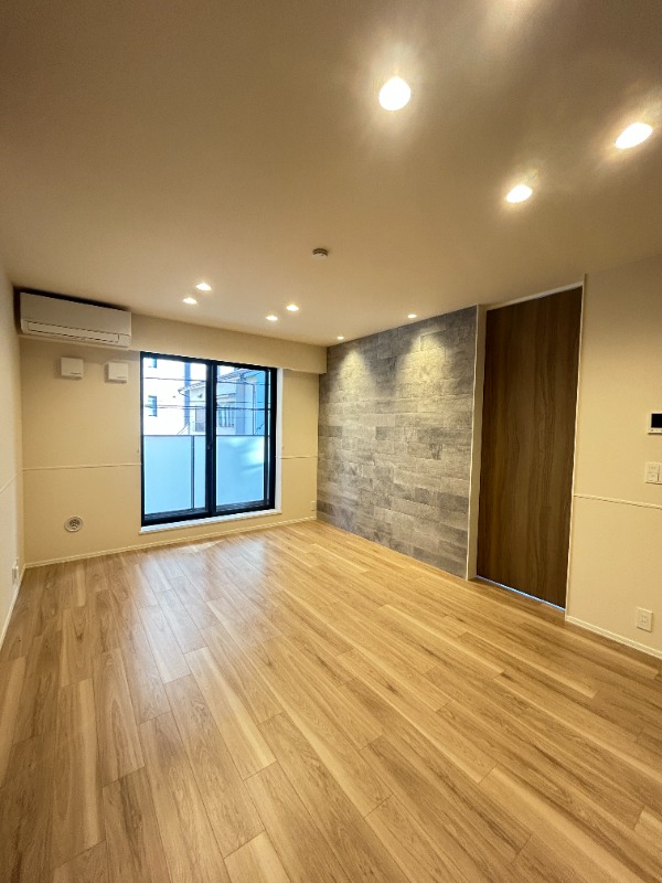 ��ʌ��������܎s�Y�a���ՂP���ڂ̃}���V�����̋����E���r���O