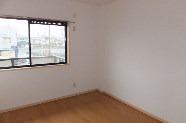 ��ʌ��@�c�s�Β��R���ڂ̃}���V�����̂��̑������E�X�y�[�X