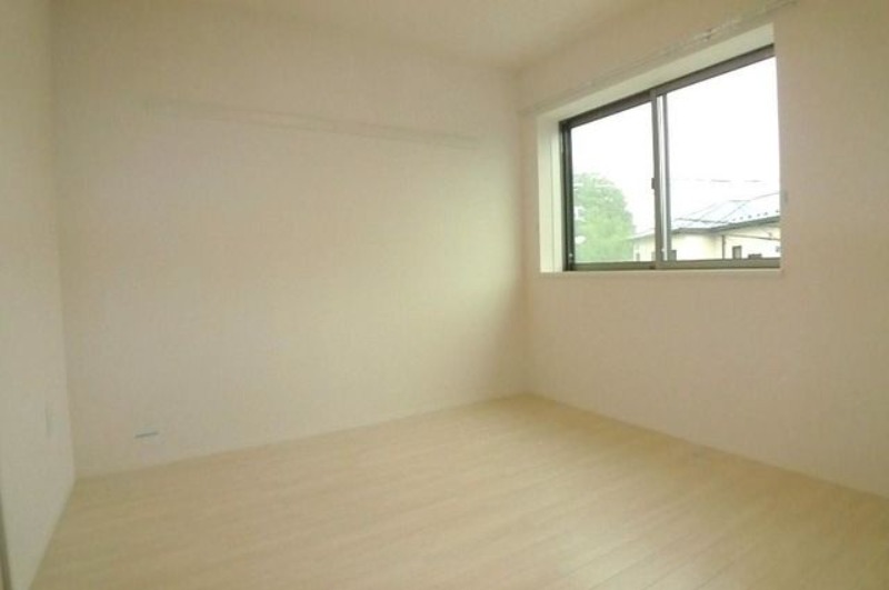 ��ʌ�����s�厚�����̃A�p�[�g�̂��̑������E�X�y�[�X