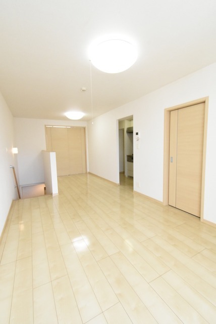 ��ʌ��������܎s�Y�a��؍�P���ڂ̃}���V�����̋��ԁE���r���O