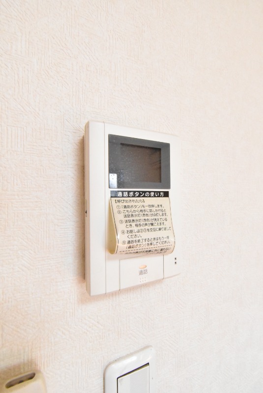 ��ʌ��������܎s�΋�{�{�P���ڂ̃e���X�n�E�X�̂��̑�