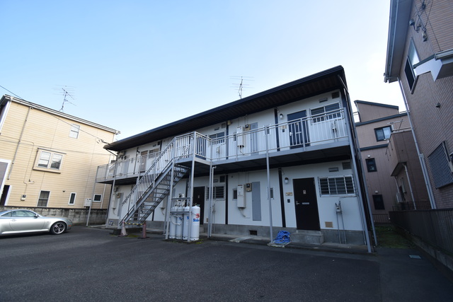 ��ʌ��������܎s�k��{�����S����40-5�̃A�p�[�g�̌����O��