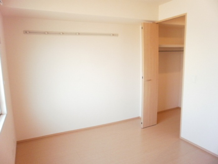 ��ʌ��������܎s������厚��J�̃A�p�[�g�̂��̑������E�X�y�[�X