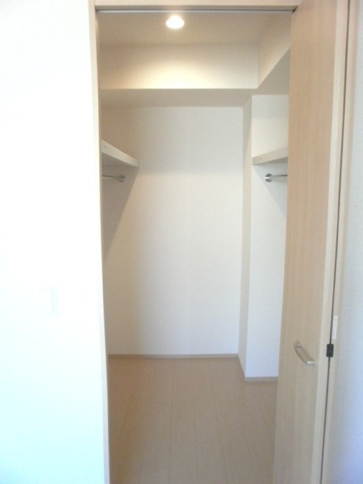 ��ʌ��������܎s������厚��J�̃A�p�[�g�̎��[