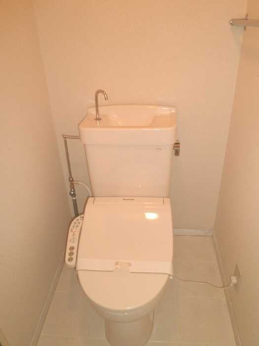 ��ʌ��������܎s�k����i���Q���ڂ̃A�p�[�g�̃g�C��