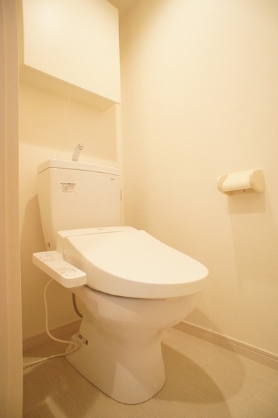 ��ʌ��������܎s��΋���q�P���ڂ̃}���V�����̃g�C��