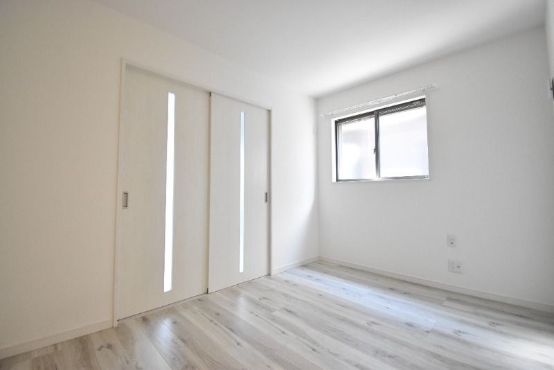 ��ʌ��������܎s�΋�厚�ԋ{�̃A�p�[�g�̂��̑������E�X�y�[�X