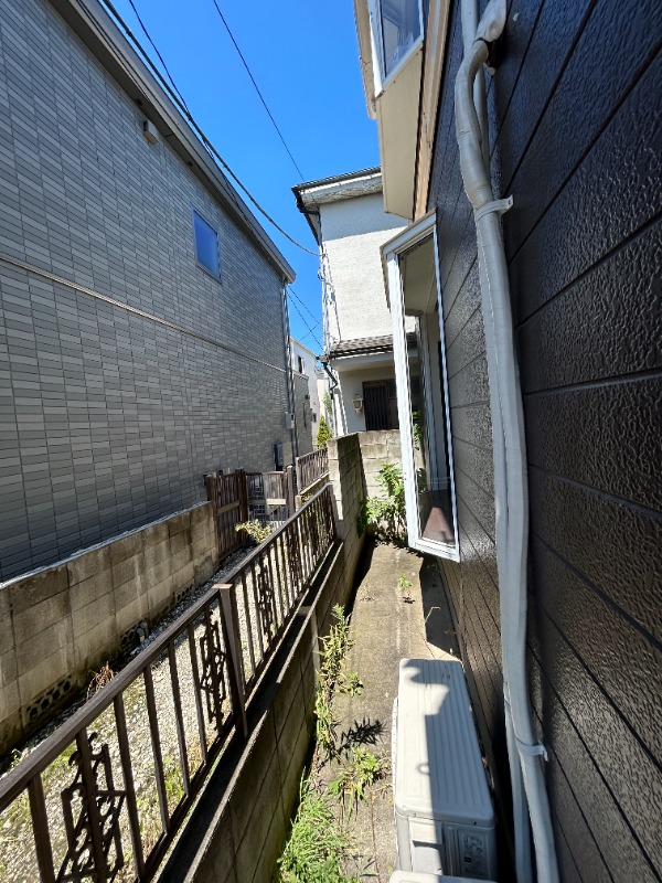 ��ʌ��������܎s��{��匴�V���ڂ̃A�p�[�g�̃o���R�j�[