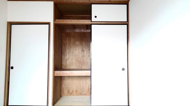 ��ʌ������s�����̃A�p�[�g�̎��[