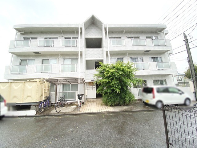 ��ʌ����R�s���Ԑ�S����5-6�̃}���V�����̌����O��