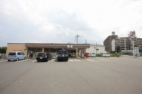 ��ʌ�����s�厚���s�̃A�p�[�g�̎���