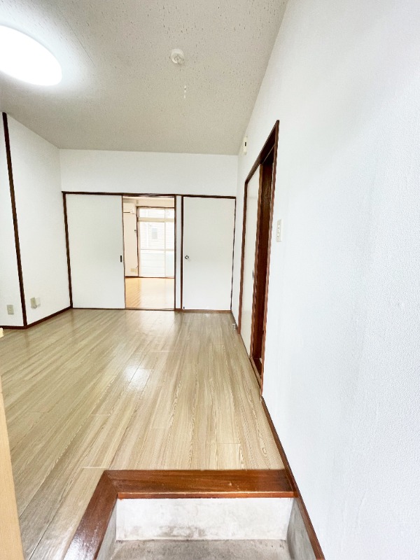 ��ʌ���z�s���V�c�R���ڂ̃A�p�[�g�̌���