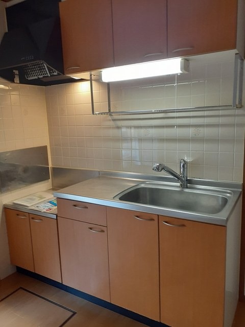 ��ʌ��������܎s�΋�厚�����̃A�p�[�g�̃L�b�`��