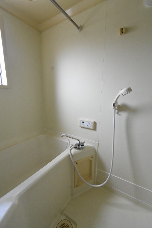 ��ʌ��@�c�s�@�c�P���ڂ̃}���V�����̃o�X