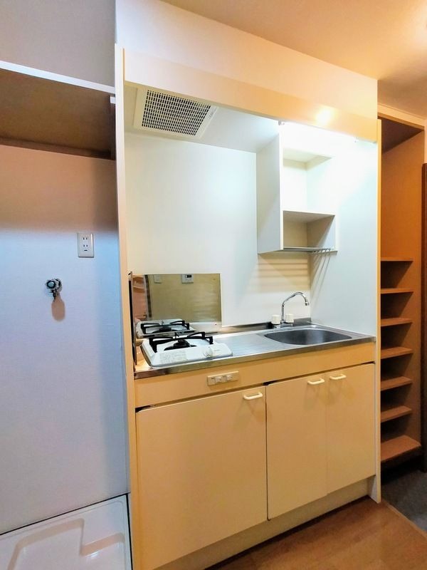 ��ʌ�����s�����P���ڂ̃}���V�����̃L�b�`��