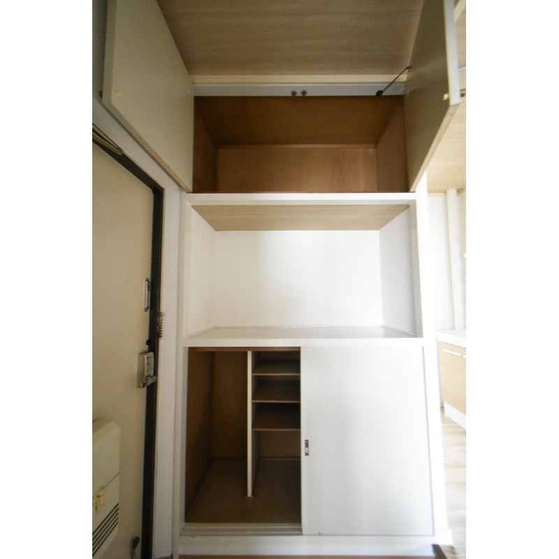 ��ʌ��@�c�s�@�c�P���ڂ̃}���V�����̌���