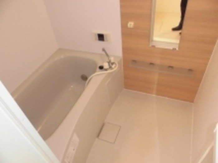 ��ʌ��������܎s��΋�������Q���ڂ̃A�p�[�g�̃o�X