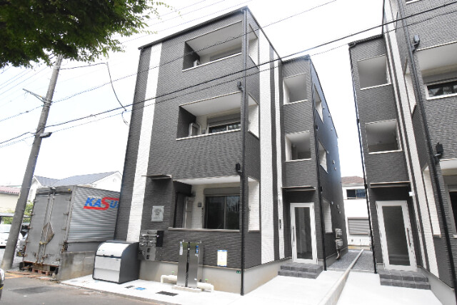 ��ʌ�����s���s�o�H�P����4-32�̃A�p�[�g�̌����O��