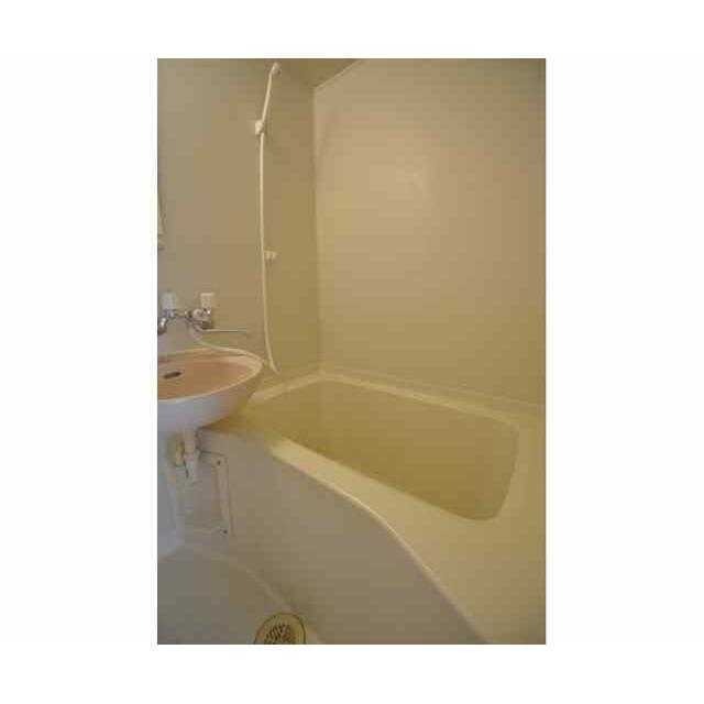 ��ʌ������s���v��̃A�p�[�g�̃o�X