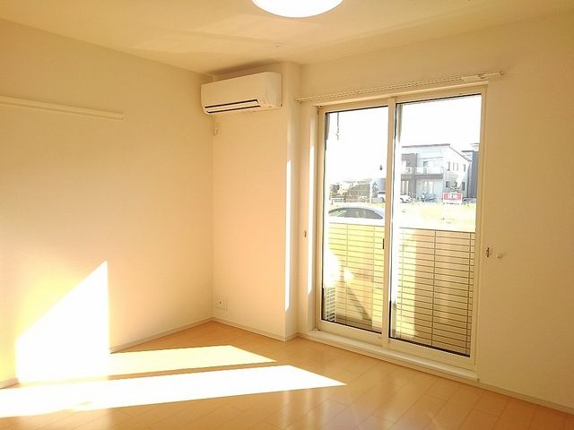 ��ʌ��z�J�s���C�N�^�E���V���ڂ̃A�p�[�g�̂��̑������E�X�y�[�X