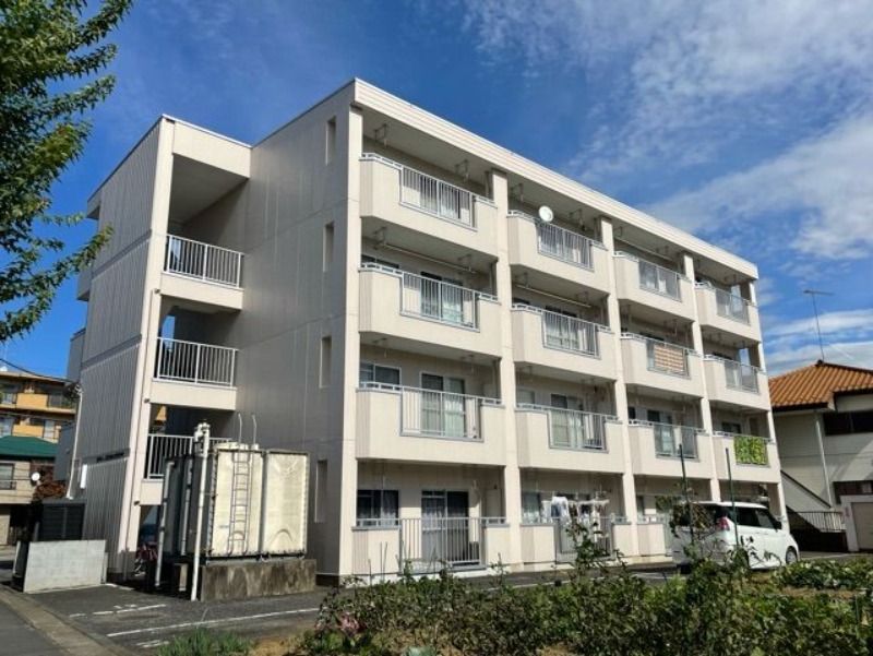 ��ʌ���ˎs�O�����̃}���V�����̌����O��