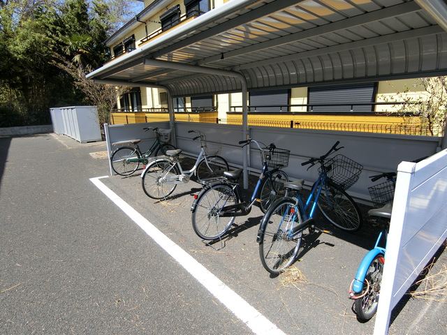 ��ʌ������s�V�����X���ڂ̃A�p�[�g�̂��̑�