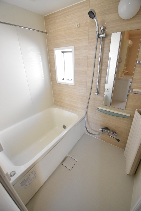 ��ʌ��������܎s��΋�������Q���ڂ̃A�p�[�g�̃o�X