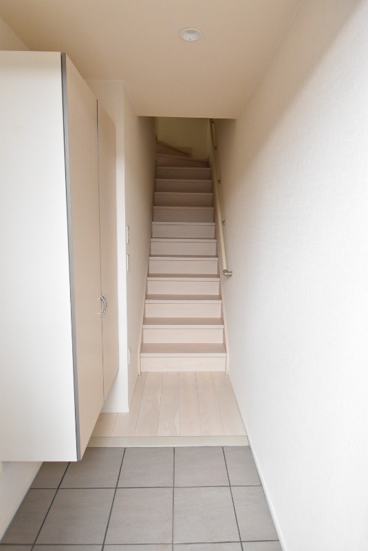 ��ʌ��������܎s��΋�������Q���ڂ̃A�p�[�g�̌���