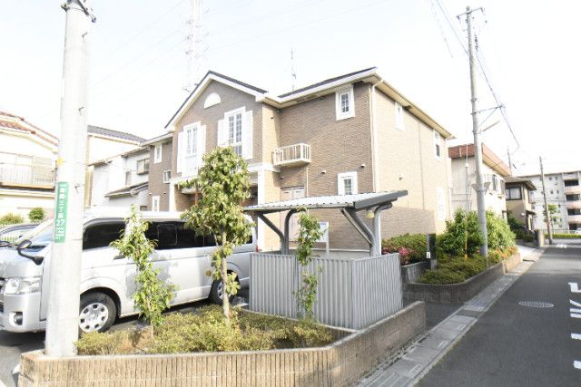 ��ʌ�����s���ԂR����27-13�̃A�p�[�g�̌����O��