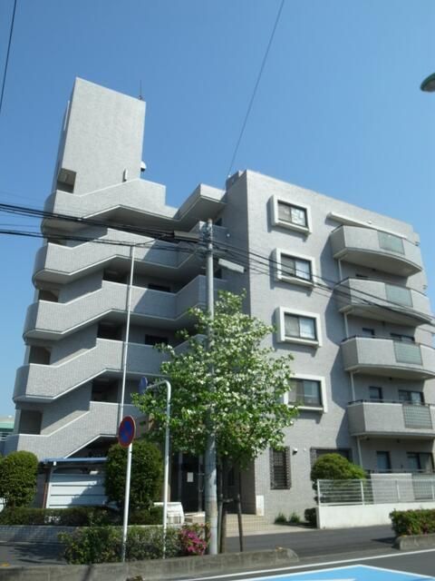 ��ʌ�����s�{���Q���ڂ̃}���V�����̌����O��