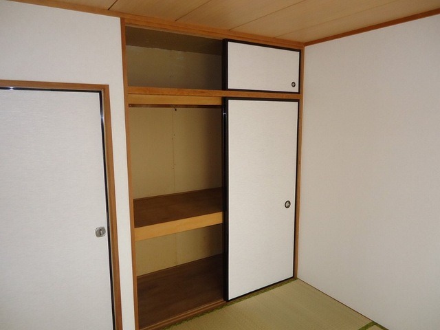 ��ʌ��@�c�s�@�c�S���ڂ̃}���V�����̎��[