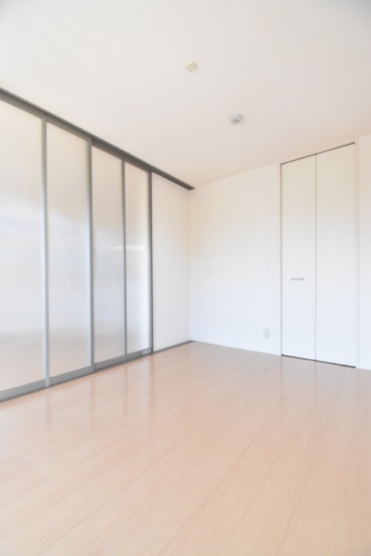 ��ʌ������s���W���ڂ̃A�p�[�g�̂��̑�