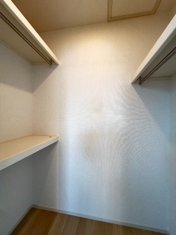 ��ʌ�����s�厚���s���̃A�p�[�g�̎��[