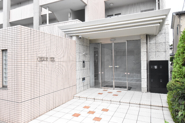 ��ʌ�����s�����P���ڂ̃}���V�����̃G���g�����X