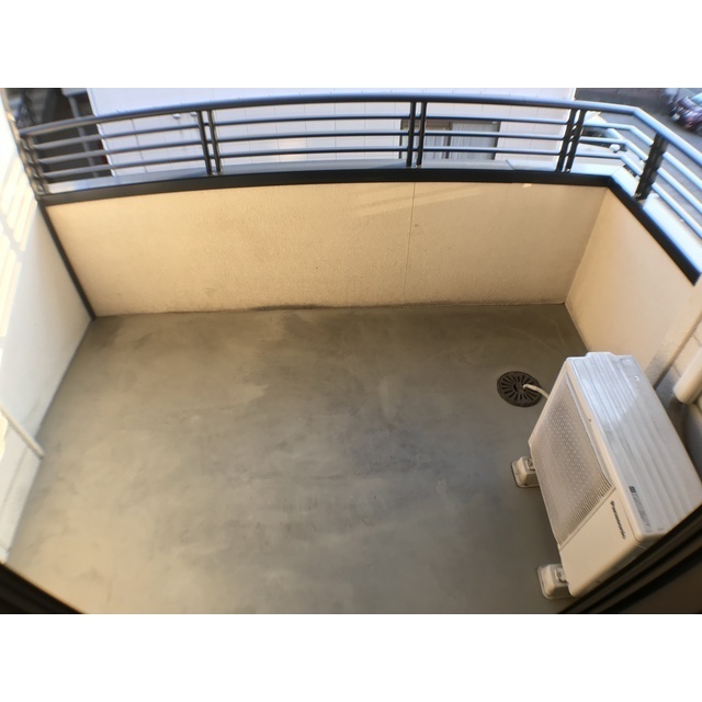 ��ʌ��������܎s��΋擌��΂R���ڂ̃}���V�����̃o���R�j�[