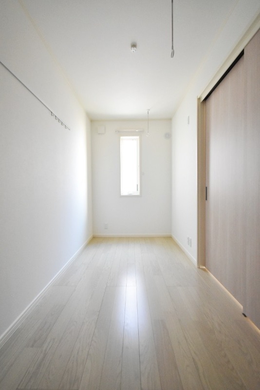 ��ʌ��������܎s�Y�a���ՂT���ڂ̃A�p�[�g�̂��̑������E�X�y�[�X